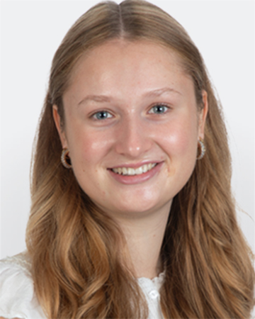 Jana Ender, Auszubildende, Lernende Kauffrau EFZ