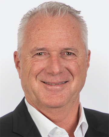 Christoph Caflisch, VR-Präsident, Dipl. Kulturingenieur ETH, Pat. Ingenieur-Geometer<div class="thirdEmployeeTitle" style="position: absolute; bottom: 14px;"> Verwaltungsratspräsident</div>